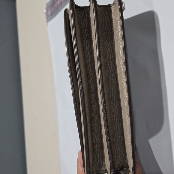 Tory Burch Crossbody Bag - Picture 11 of 11